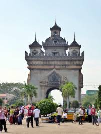Vientiane- Patuxai 02